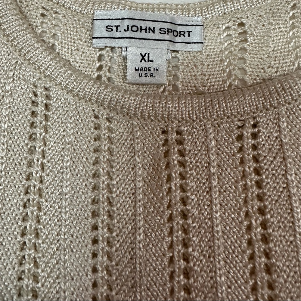 St. John Beige Textured Tank Top - Picture 3 of 5